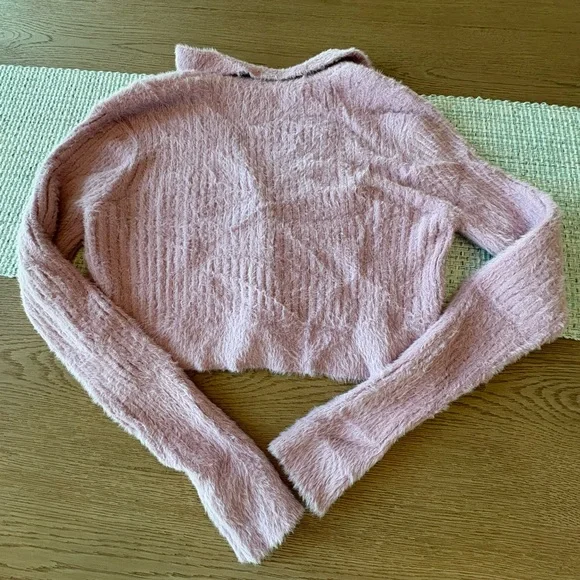 Cotton On Soft Pink Fuzzy Women's Cropped Cardigan. - Picture 2 of 4